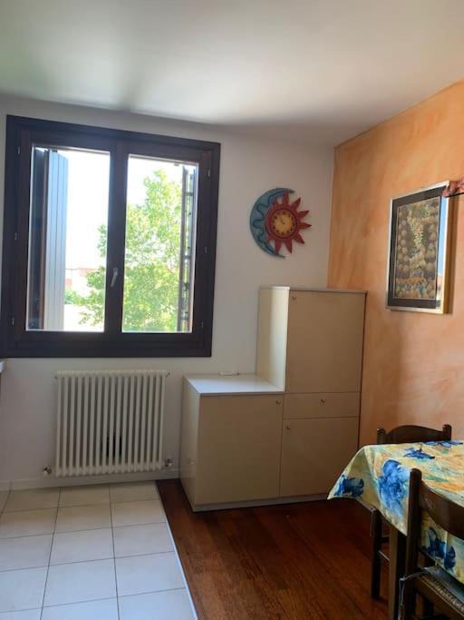 Appartamento Andrew'S House Con Parcheggio Privato Anzola dell'Emilia Bagian luar foto